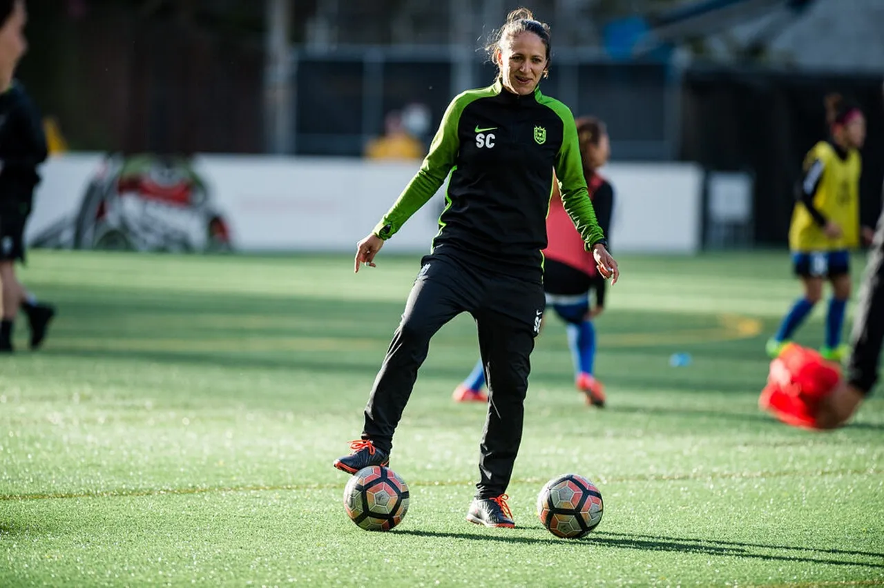 Femme Chaussure De Foot